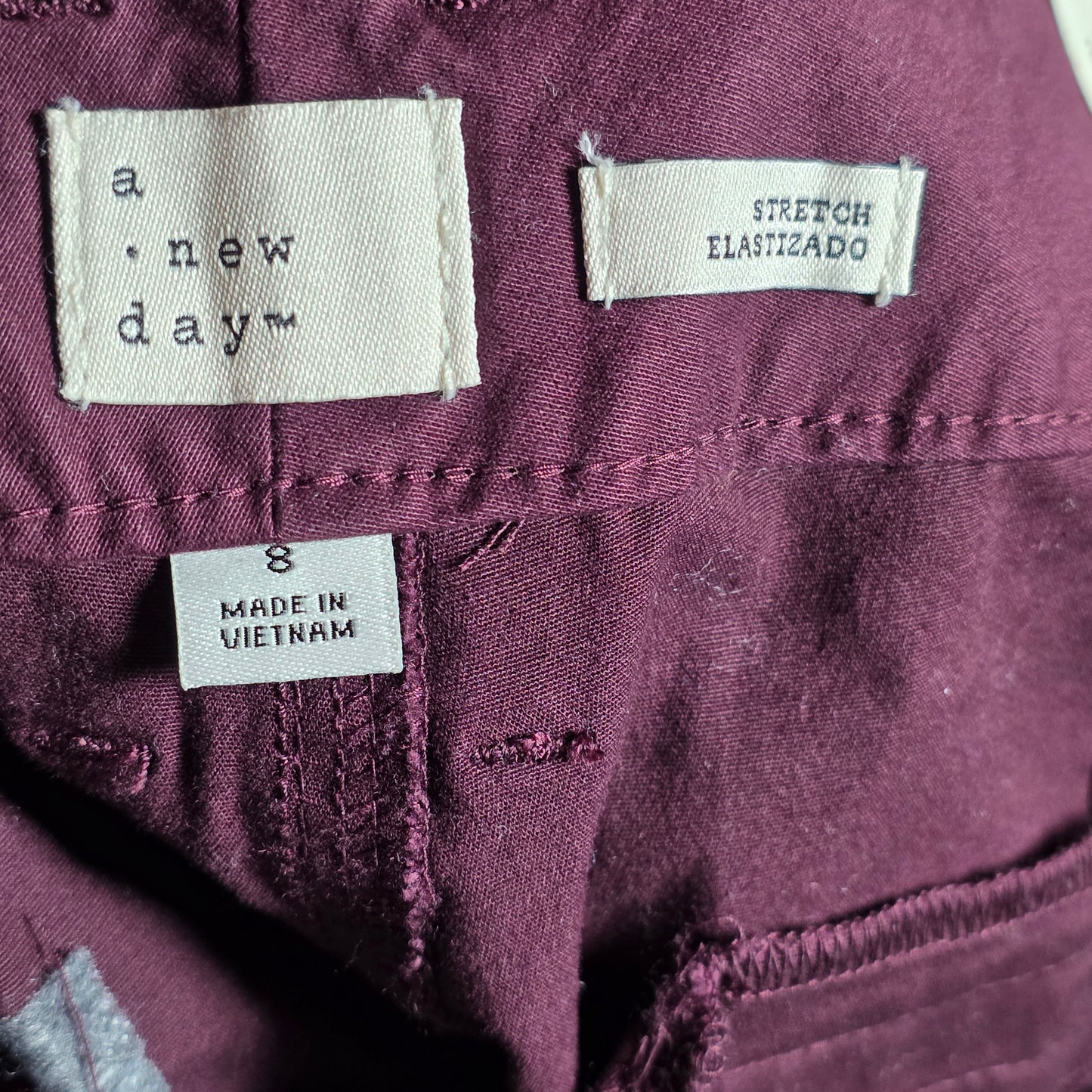 NWT New Women's A New Day Straight Leg High Rise Pants 8 R Burgundy X2EE61