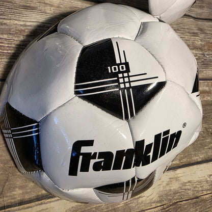 FRANKLIN Soccer Balls x 10 and pump x 2