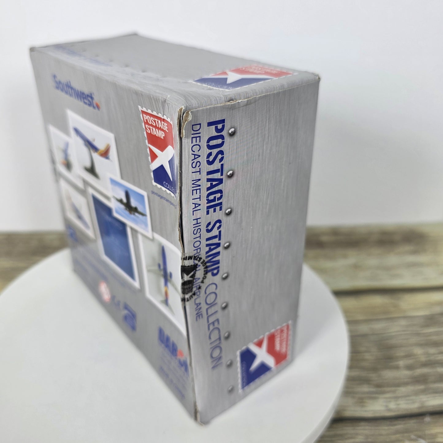 Postage Stamp Daron Southwest 737-800 1/300