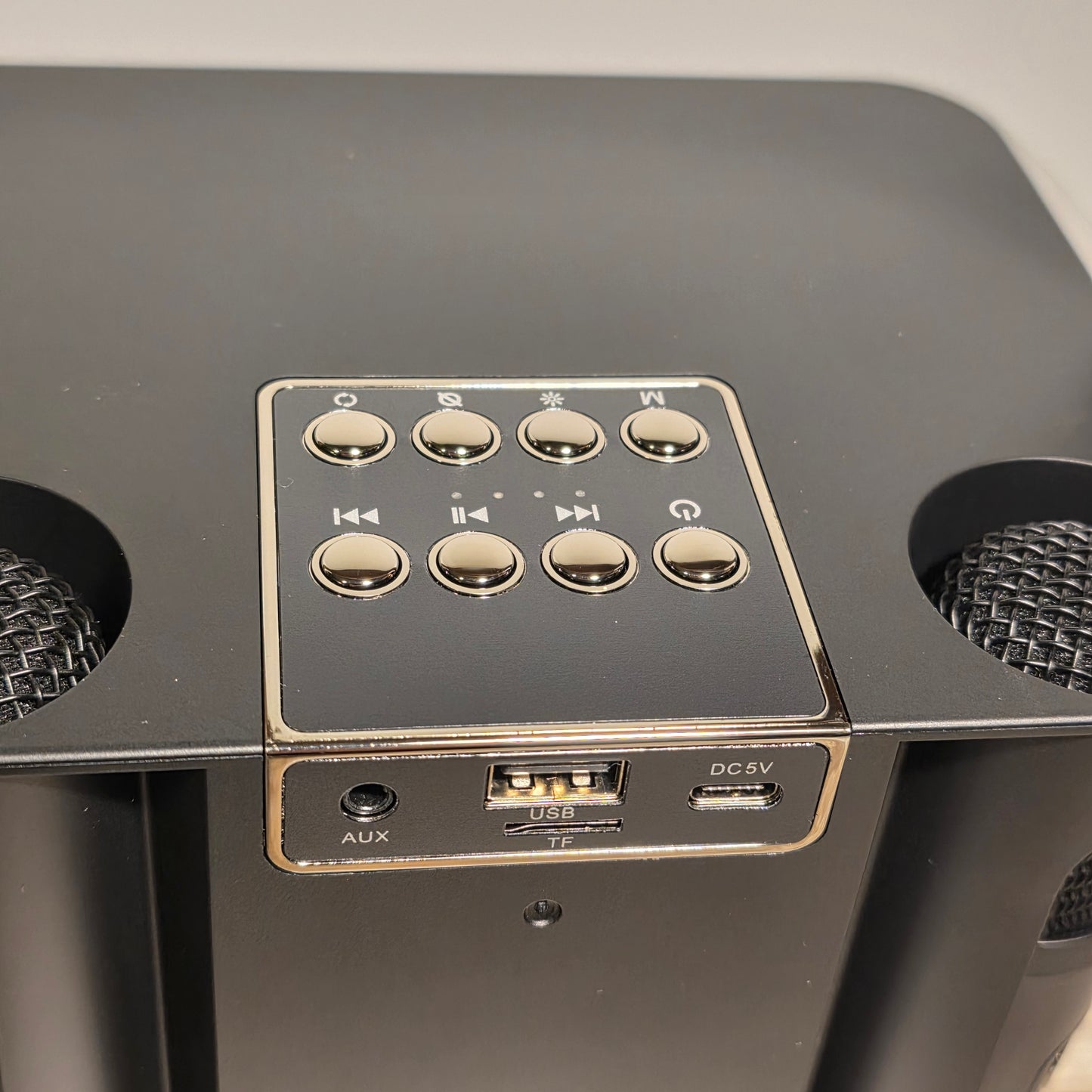 NIB New Courpal Karaoke Machine with 2 Microphones Bluetooth