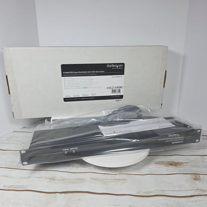 NIB New StarTech 8-Outlet PDU Power Distribution Unit 125V Part #RKPW081915