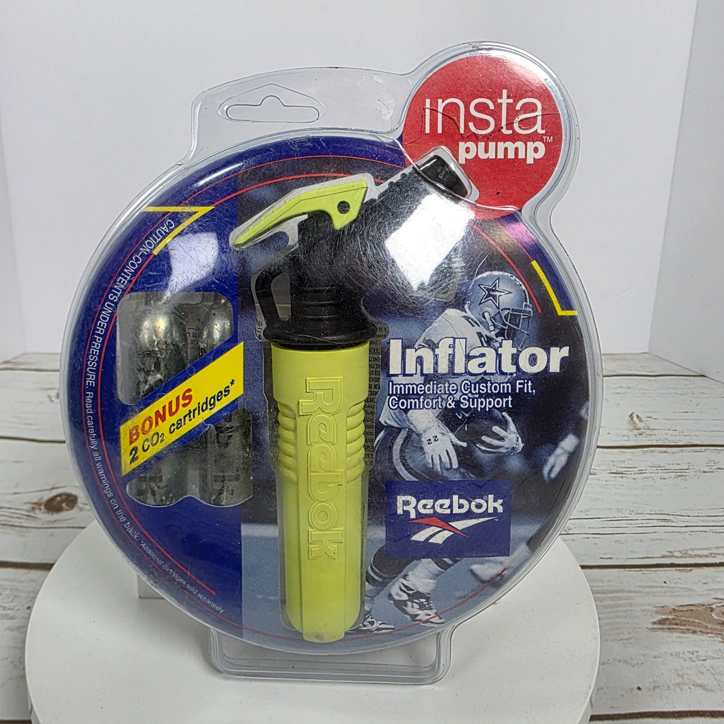 New Reebok InstaPump Inflator Kit Bonus 2 CO2 Cartridges Dallas Cowboys