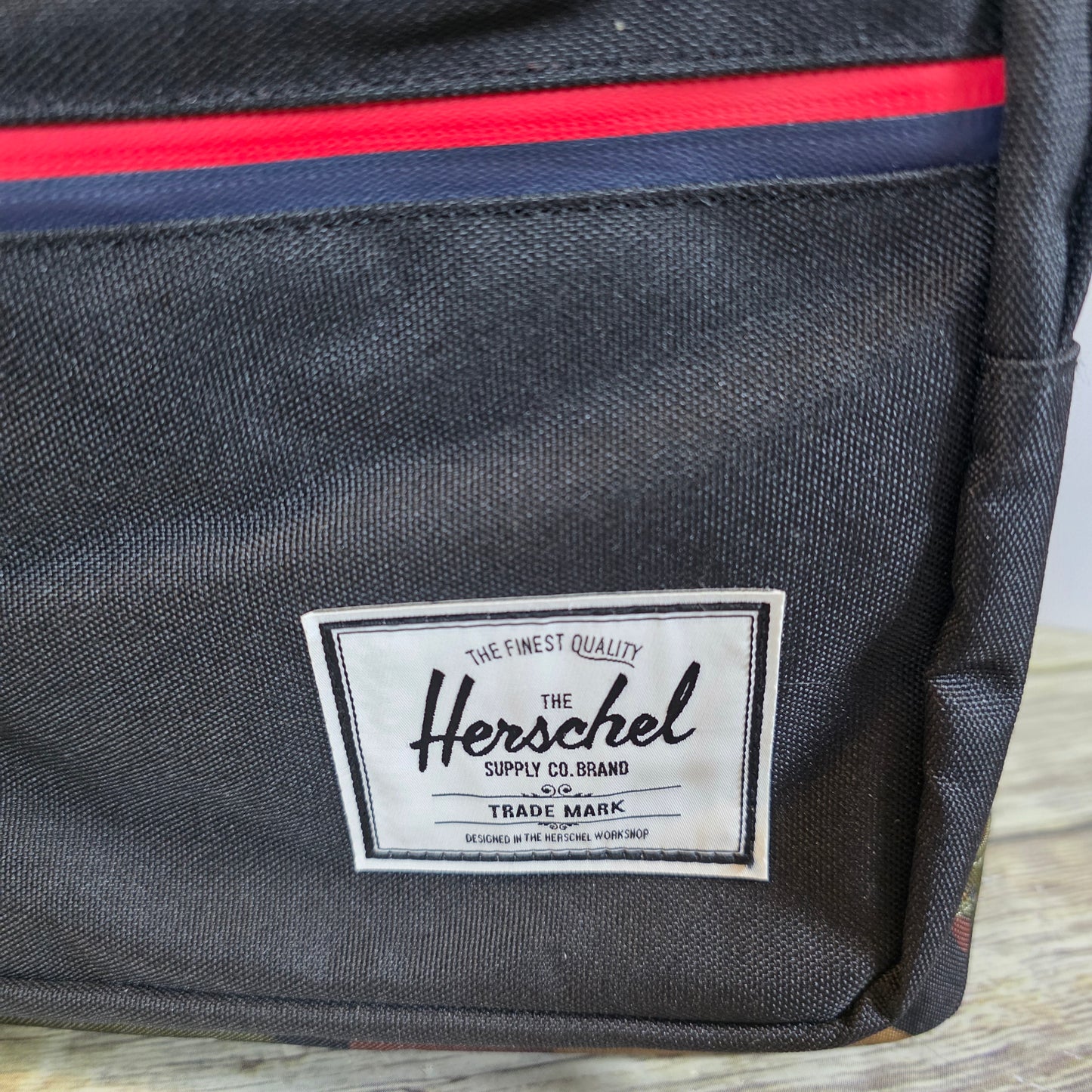 NWT New Herschel 15" Pop Quiz Camoflauge Black Backpack