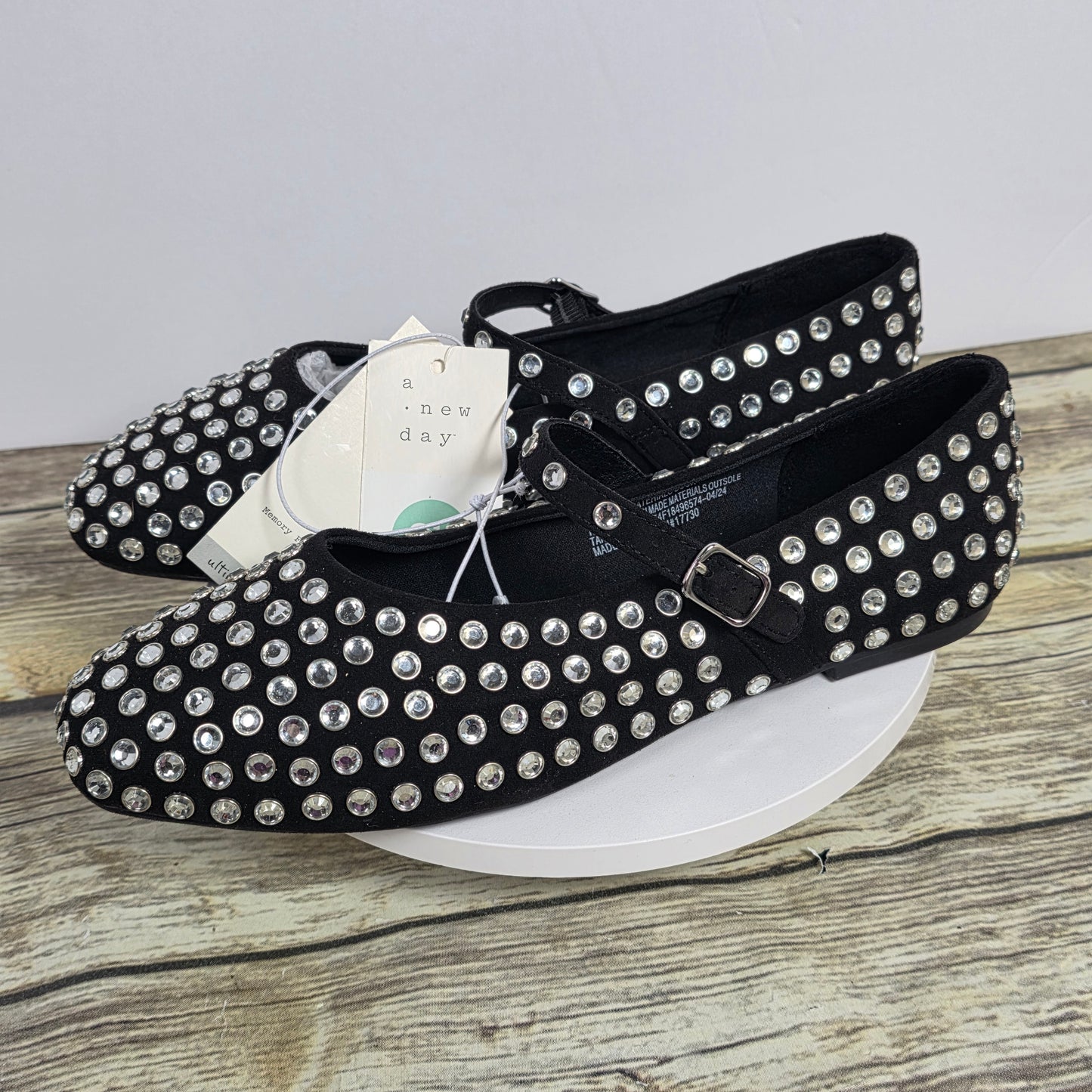 New Women's A New Day Issa Rhinestone Flats Black Size 8.5