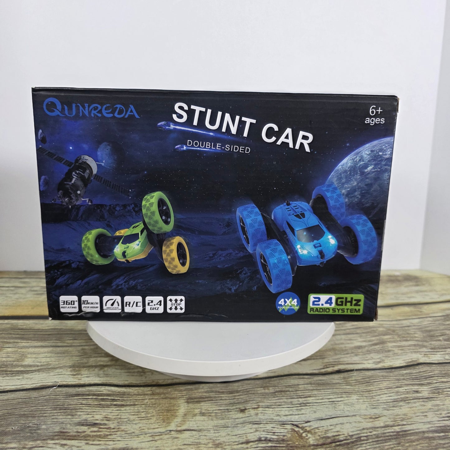 NIOB New QUNREDA Remote Control Stunt Car Blue