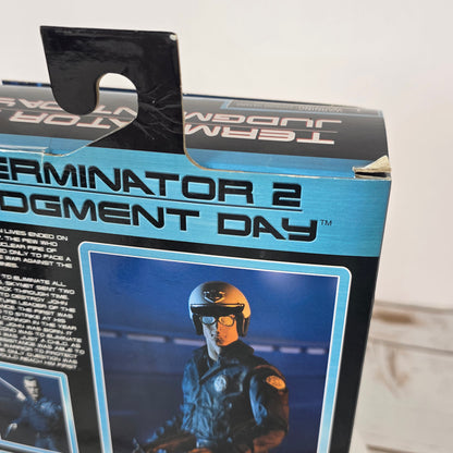 New NECA Reel Toys Terminator 2 Judgment Day Action Figure T-1000 Motorcycle Cop