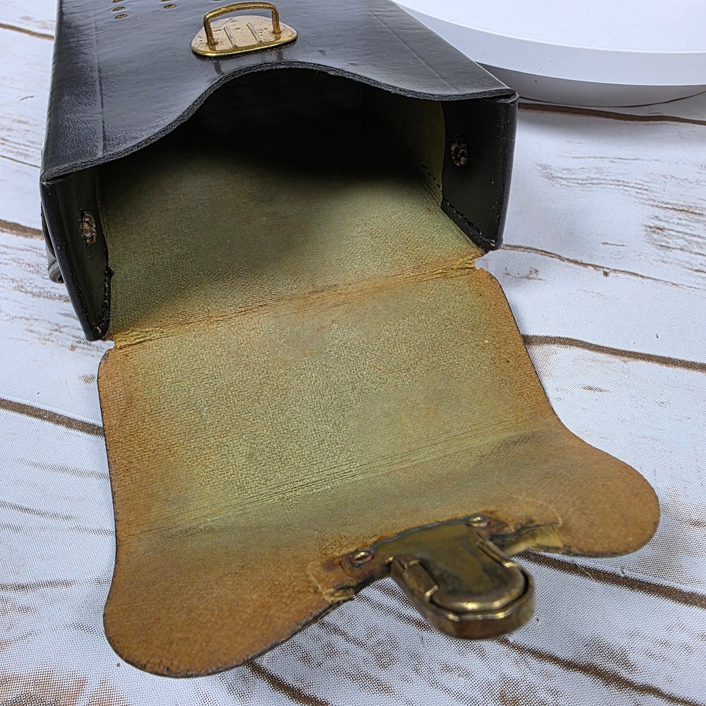 Vintage Faux Leather Transistor Radio Hidden Glass Flask