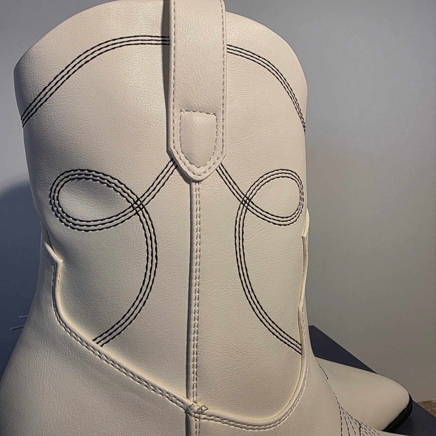 NIB New Women's Jenson Western Cowboy Boots 7.5 Memory Foam Universal Thread™