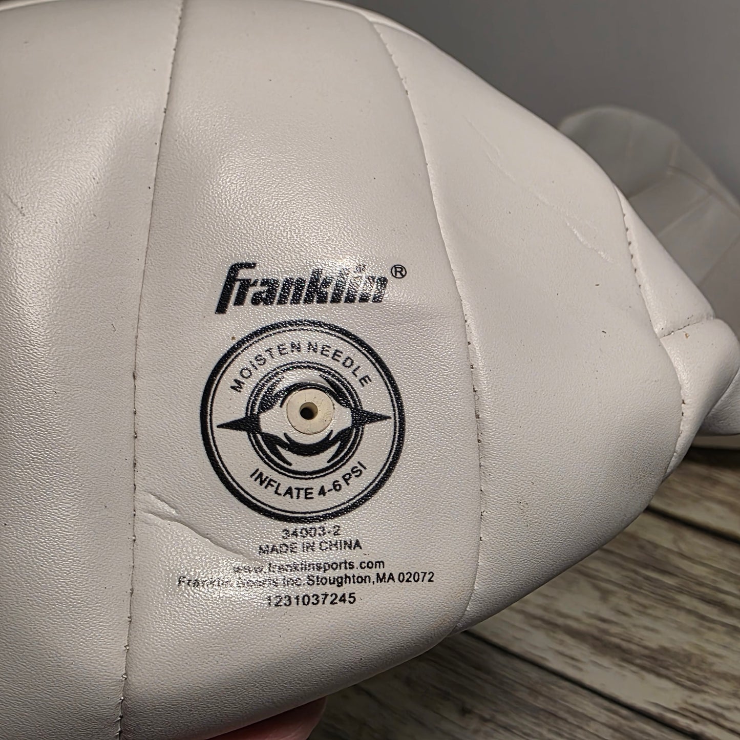 NIOB New Offical Franklin Soft Spike Volleyballs 6-Pack with 1 Hand Pump