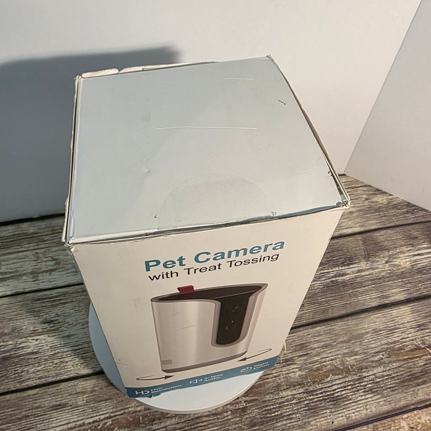 NIOB New TKENPRO 2-Way Audio Pet Camera with Treat Tossing with Night Vision