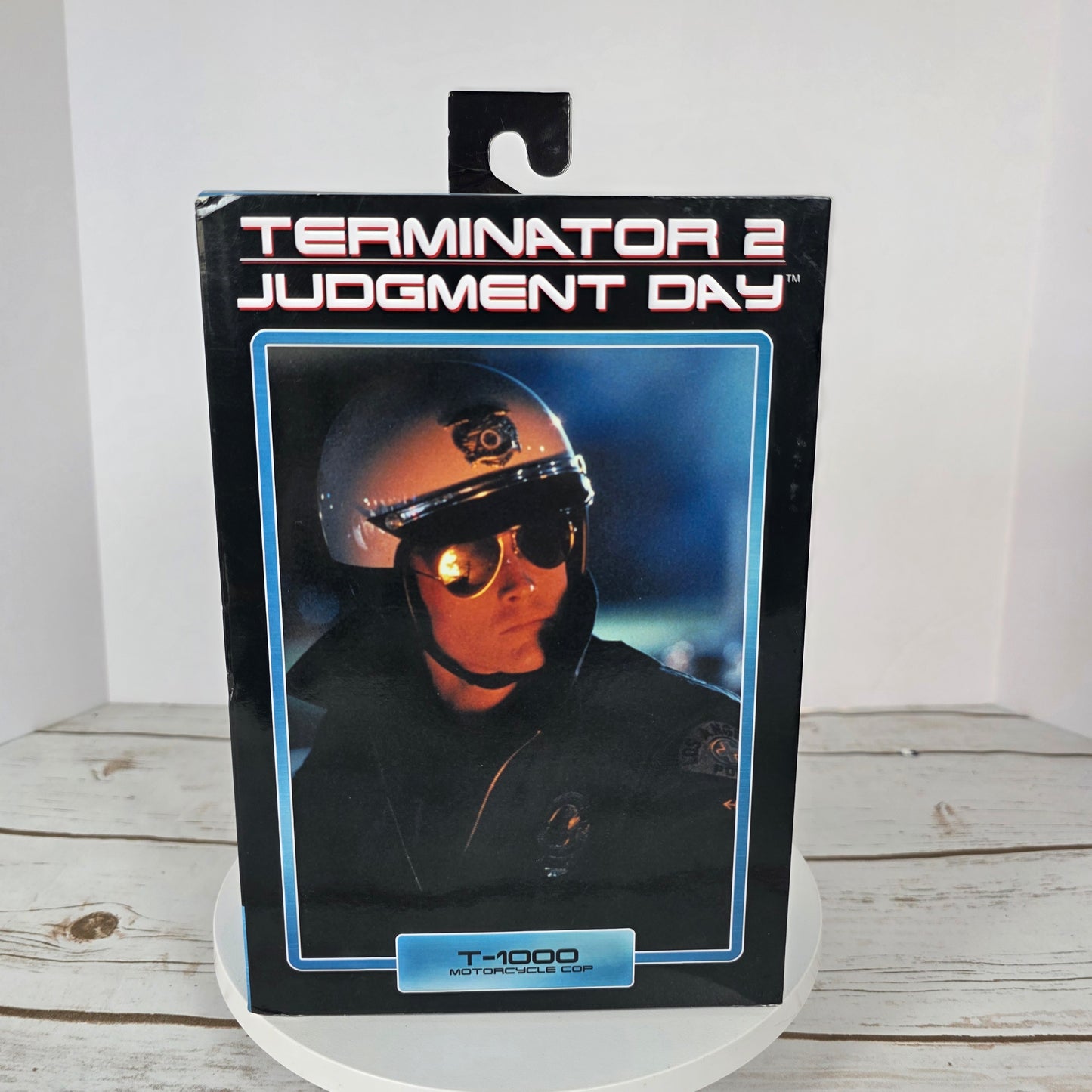 New NECA Reel Toys Terminator 2 Judgment Day Action Figure T-1000 Motorcycle Cop