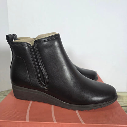 NIB New Easy Spirit Women's Dark Brown Yuna3 Boots Size 9M