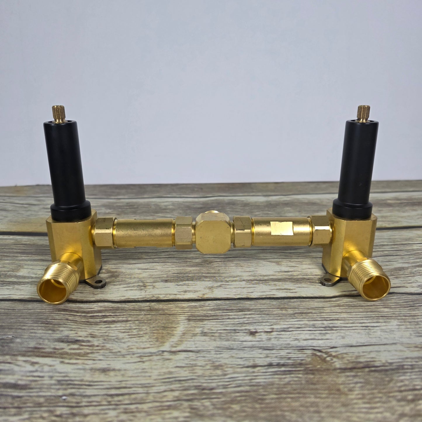 Tub filler valve assembly- 2 handle