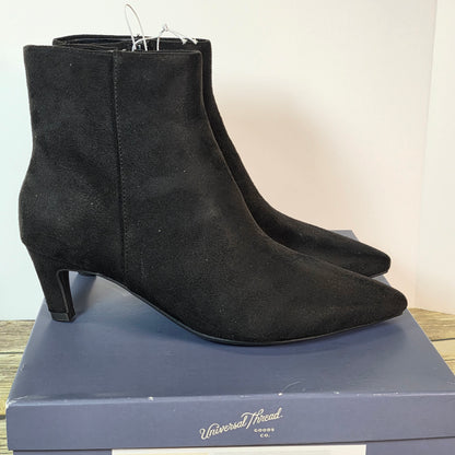 NIB New Universal Threads AE951 Taylor Boots Black Heels Women's 8.5