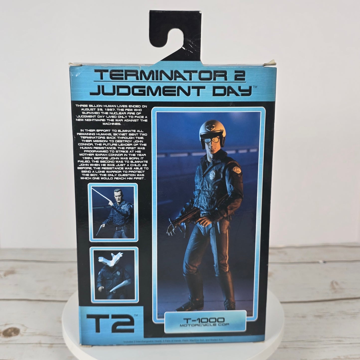 New NECA Reel Toys Terminator 2 Judgment Day Action Figure T-1000 Motorcycle Cop
