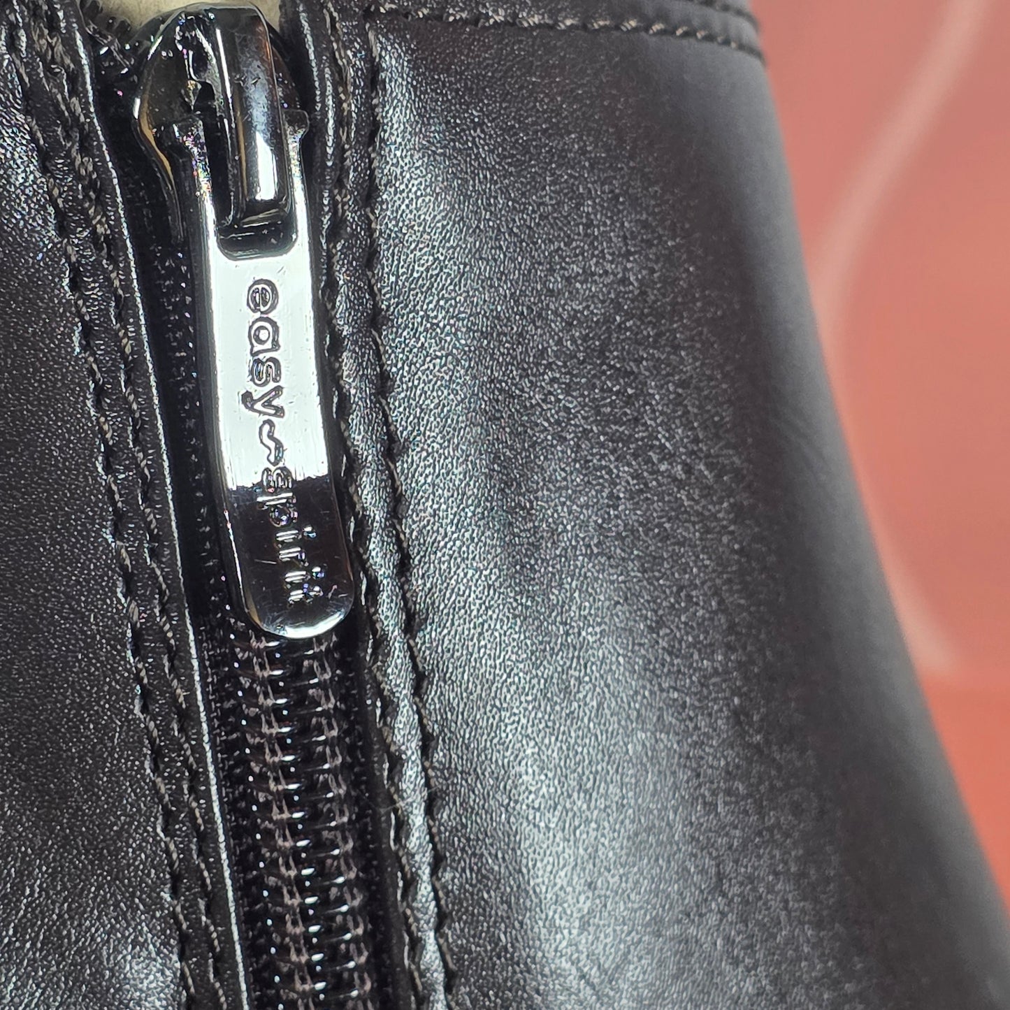 NIB New Easy Spirit Women's Dark Brown Yuna3 Boots Size 9M