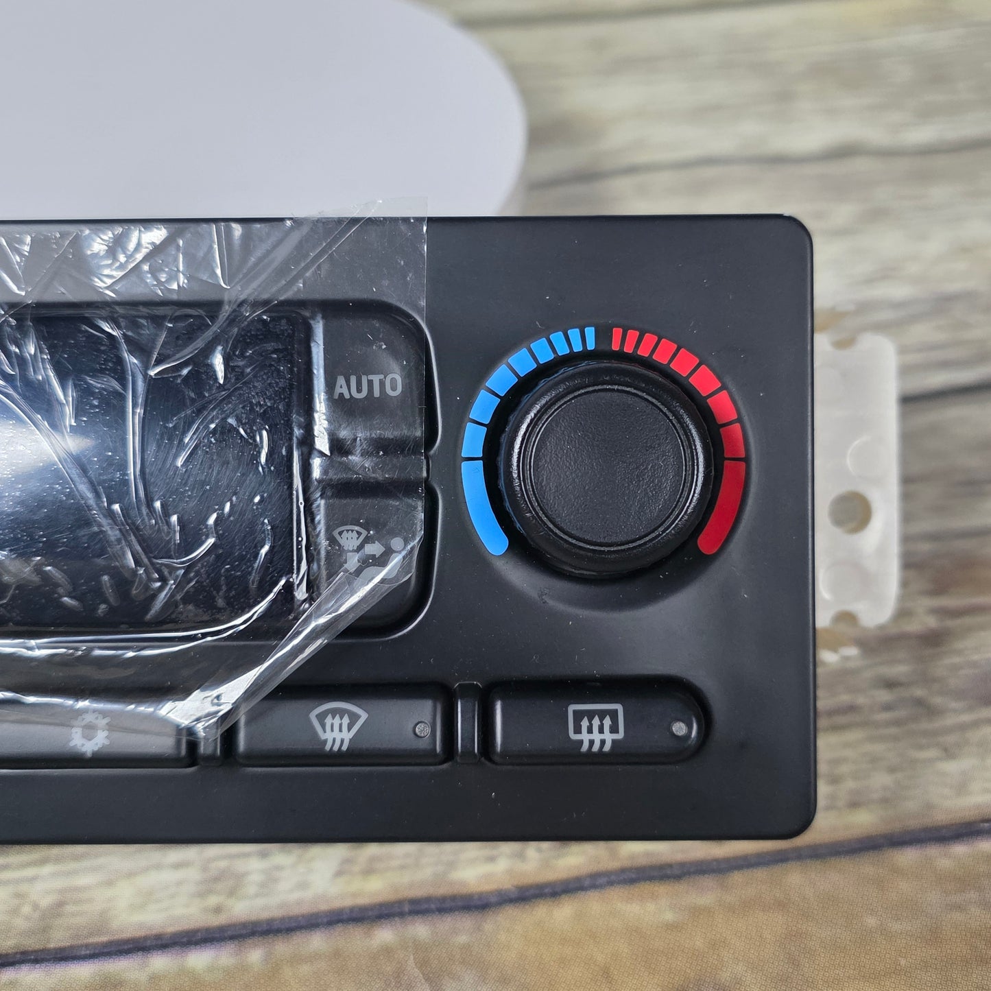 MDEOOSKY Climate Control Module Replacement for Chevy Silverado Trailblazer Suburban Avalanche, GMC Sierra Yukon Envoy, Cadillac Escalade