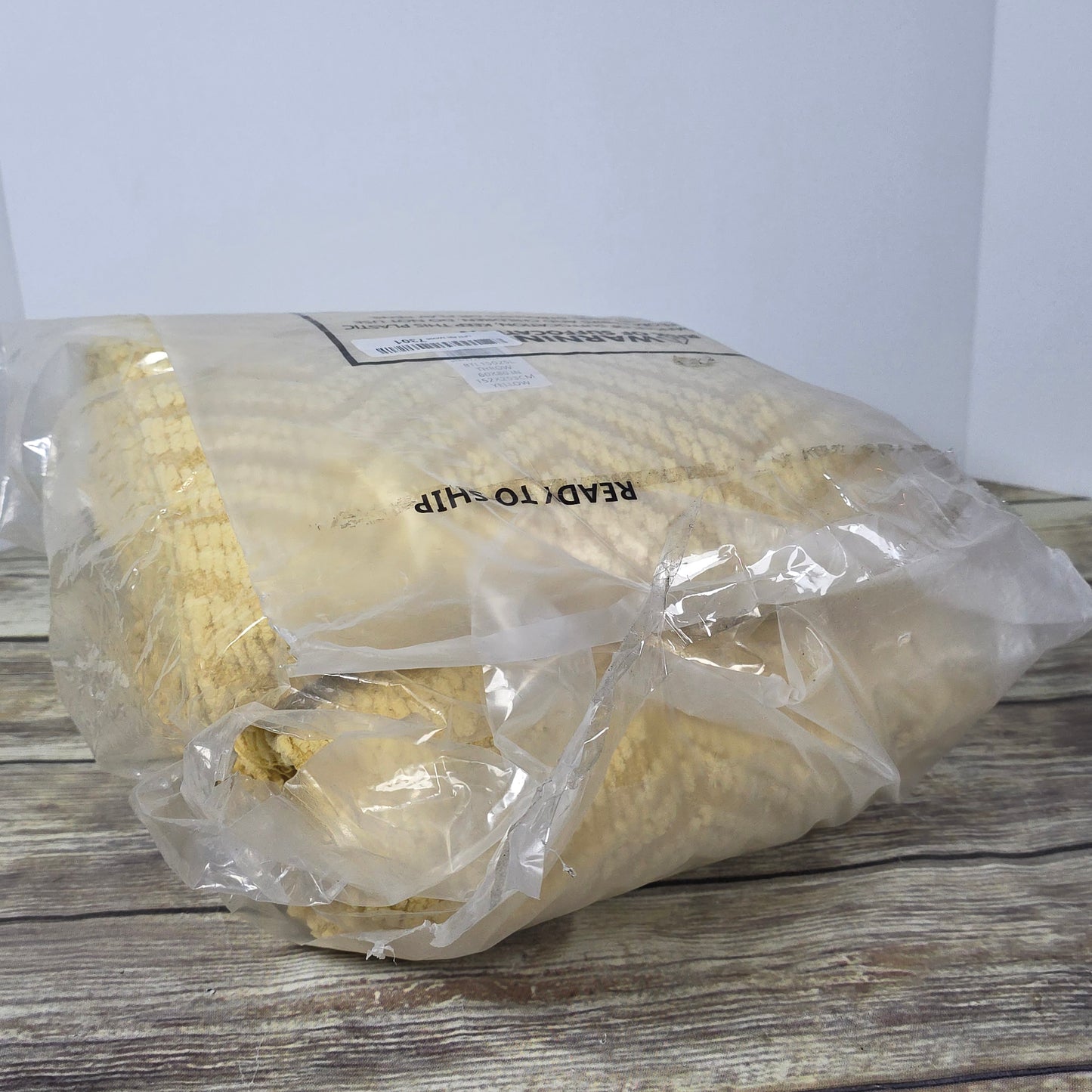 NIOP Bottilo Boon Knitted Blanket Yellow 60"x80"