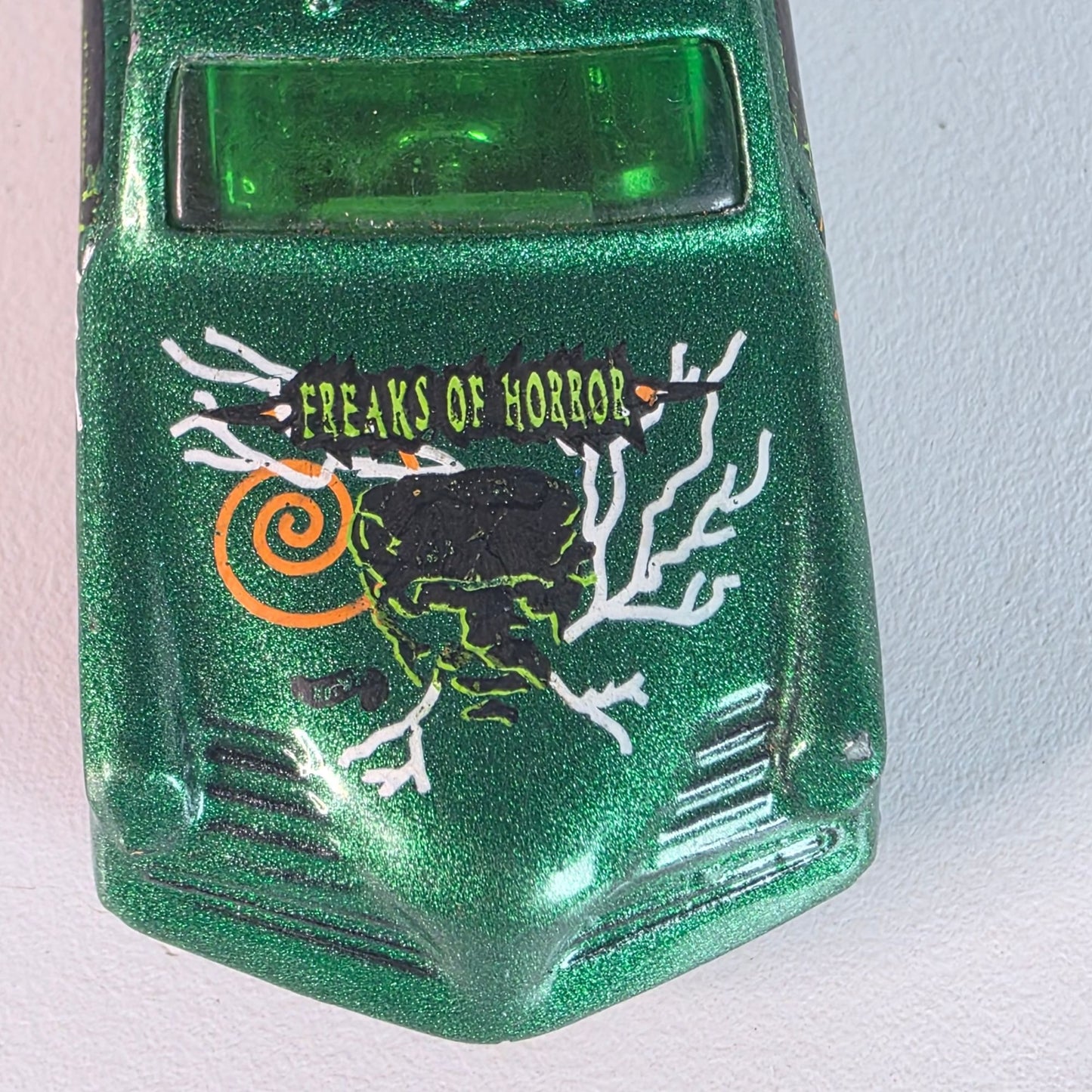 FREAKS OF HORROR" RARE Hot Wheels 1998 Terrorific Series #977 AT-A-TUDE MINT