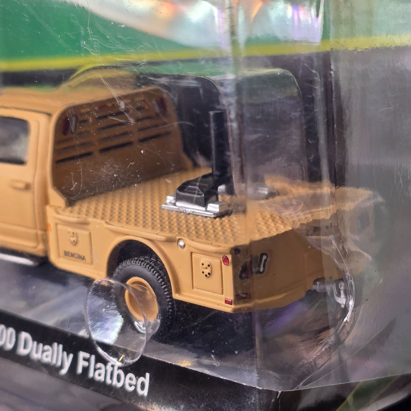 GreenLight Collectibles Carabineros De Chile 2018 Ram 3500 Dually Flatbed Limited Edition Diecast 1:64 Scale Model