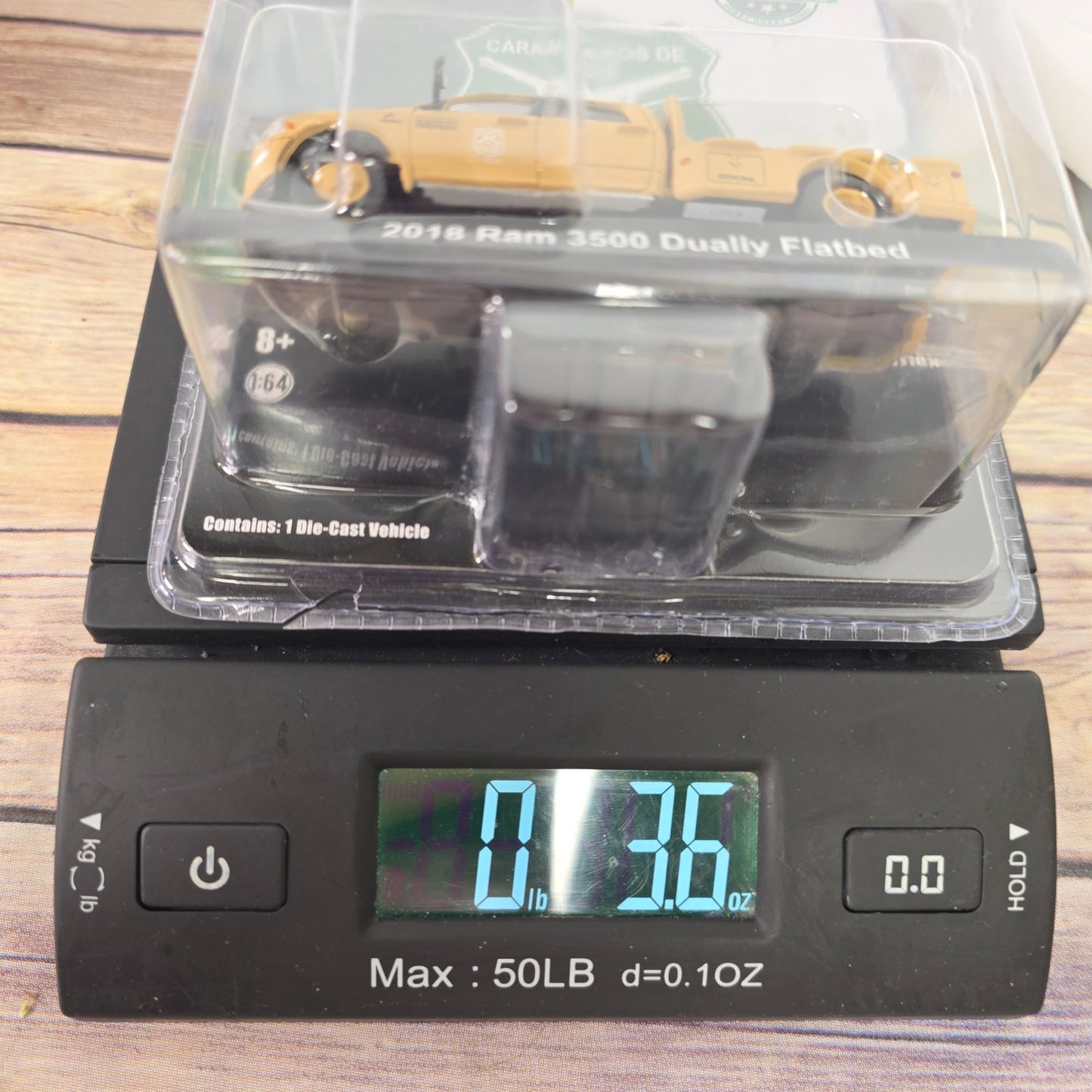 GreenLight Collectibles Carabineros De Chile 2018 Ram 3500 Dually Flatbed Limited Edition Diecast 1:64 Scale Model