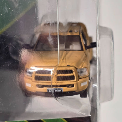 GreenLight Collectibles Carabineros De Chile 2018 Ram 3500 Dually Flatbed Limited Edition Diecast 1:64 Scale Model