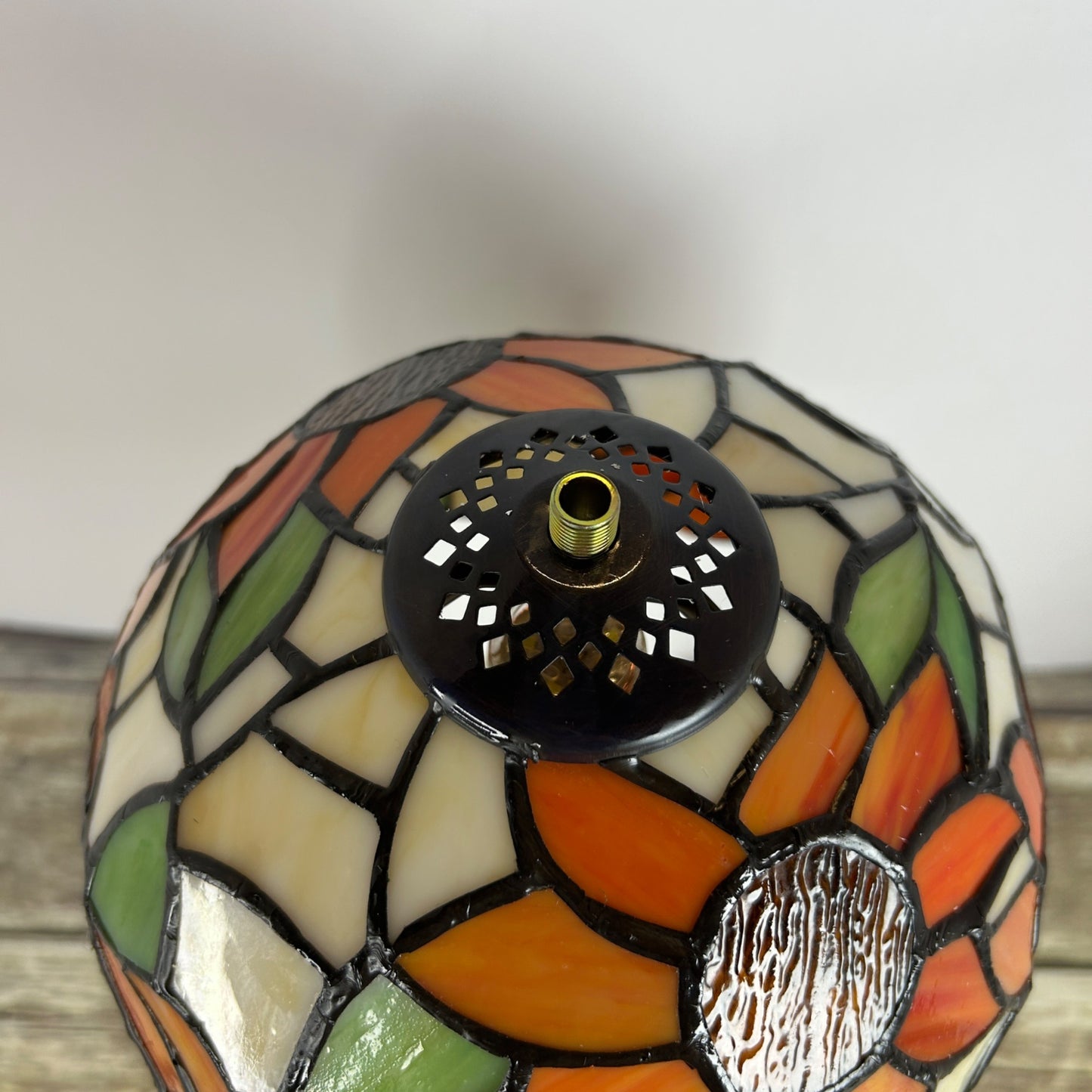 Tiffany Style Stained Glass Sunflower Table Lamp With Bronze Base & LED Bulb