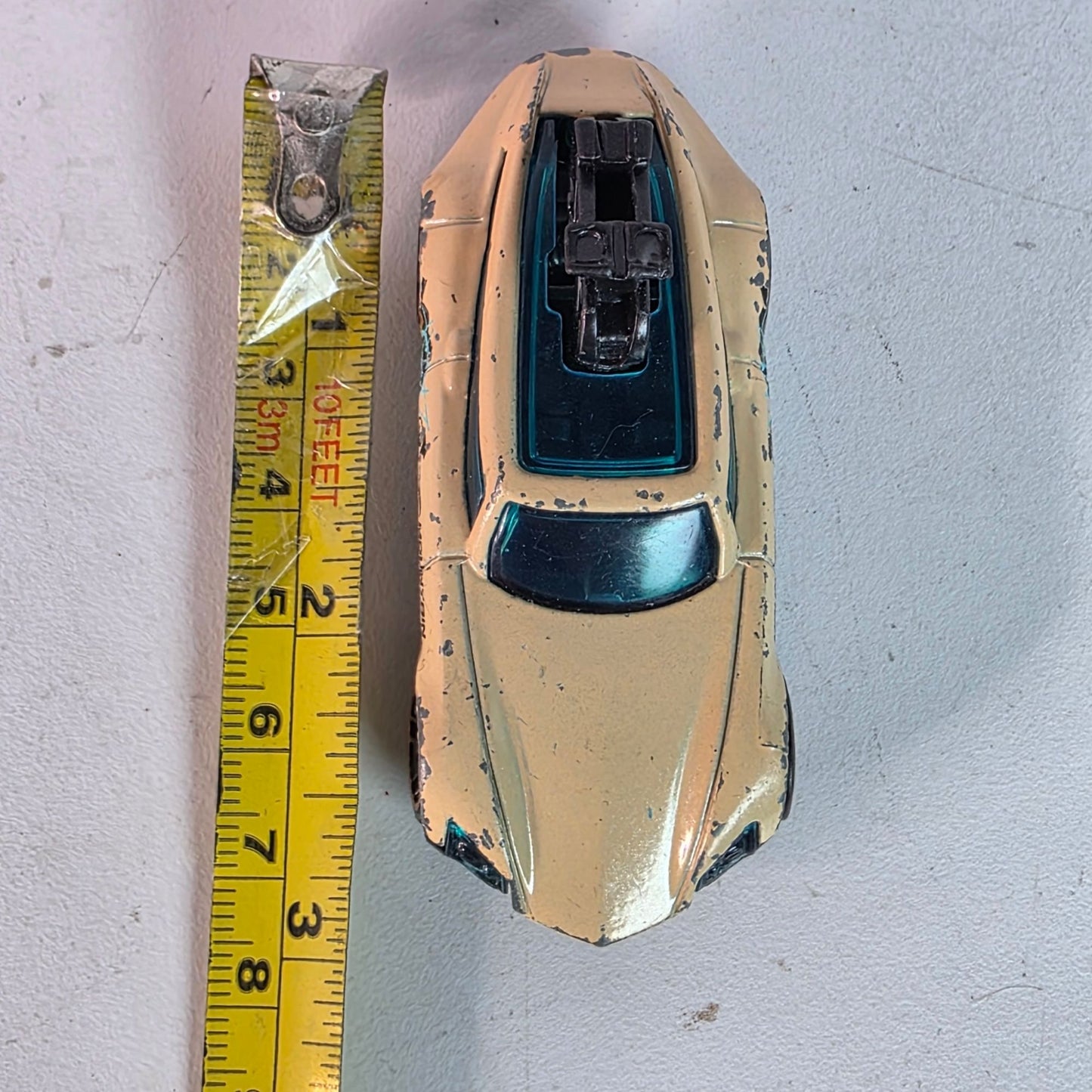 2016 Hot Wheels Tour De Fast Die-Cast Car Mountain Biking Theme Beige & Black Made In Indonesia