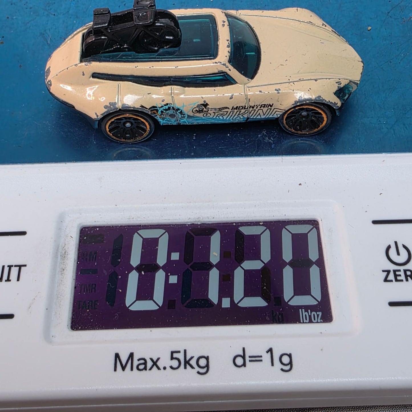 2016 Hot Wheels Tour De Fast Die-Cast Car Mountain Biking Theme Beige & Black Made In Indonesia