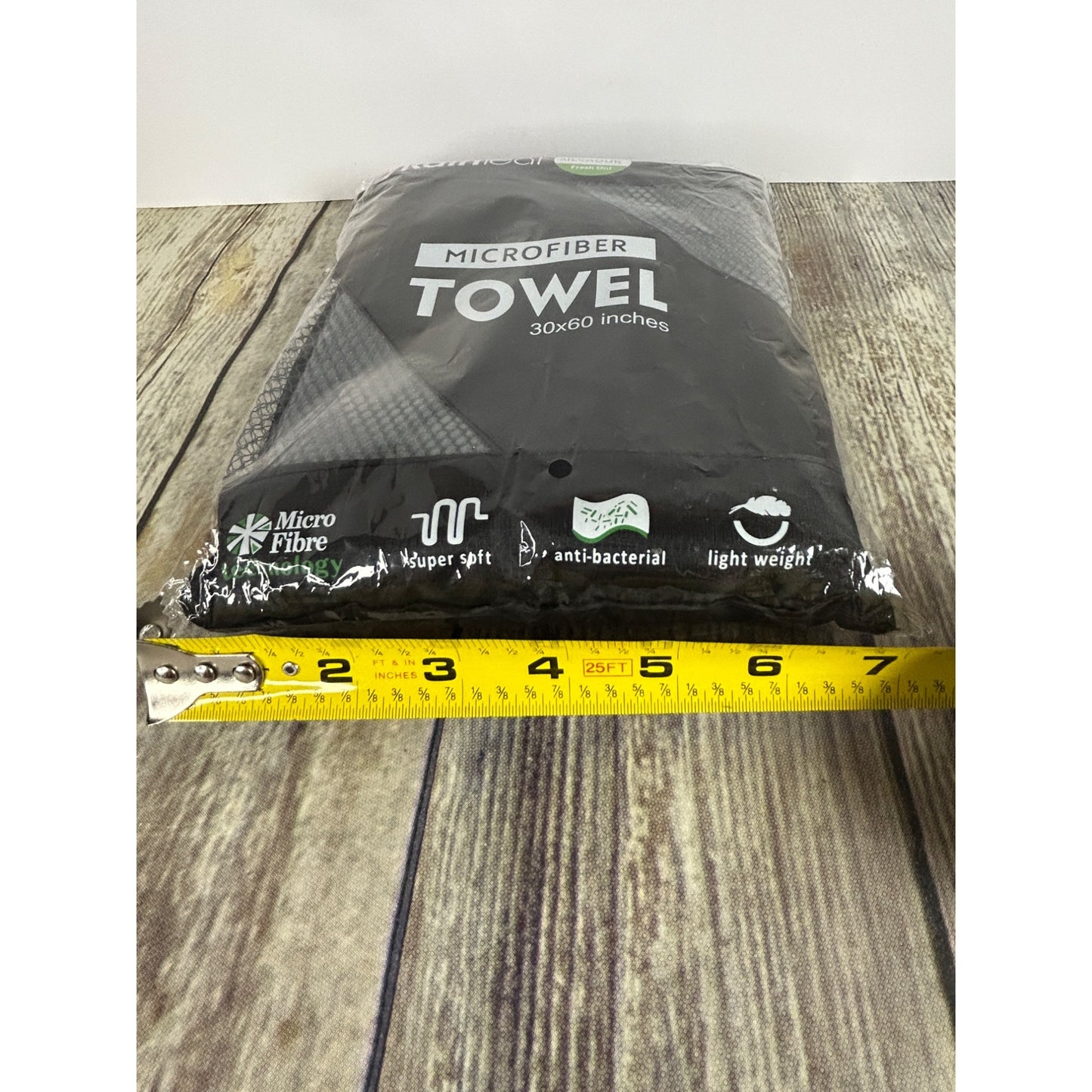 Rainleaf Microfiber Towel 30x60 Inches Ultra Absorbent Compact Quick-Dry Towel For Travel Camping & Gym