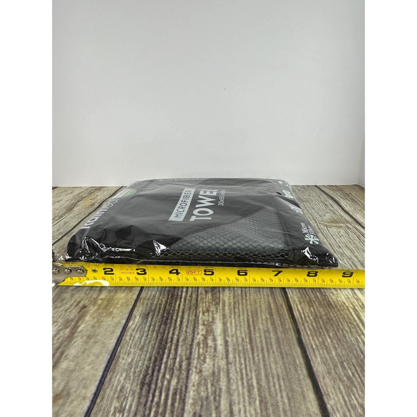 Rainleaf Microfiber Towel 30x60 Inches Ultra Absorbent Compact Quick-Dry Towel For Travel Camping & Gym