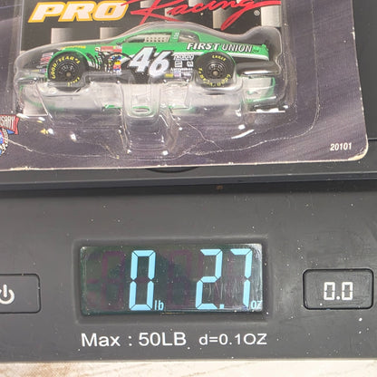 Hot Wheels Pro Racing 1998 Collector Edition Die-Cast Car #46 Trading Paint Series