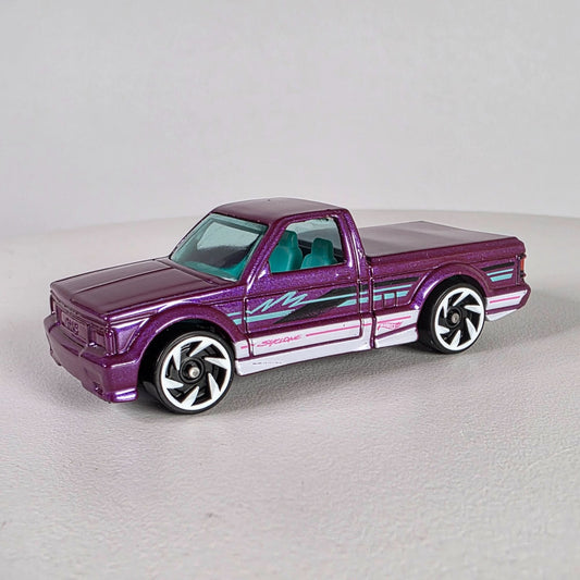 Hot Wheels 1991 GMC Cyclone Purple & White Die-Cast Truck 1:64 Scale