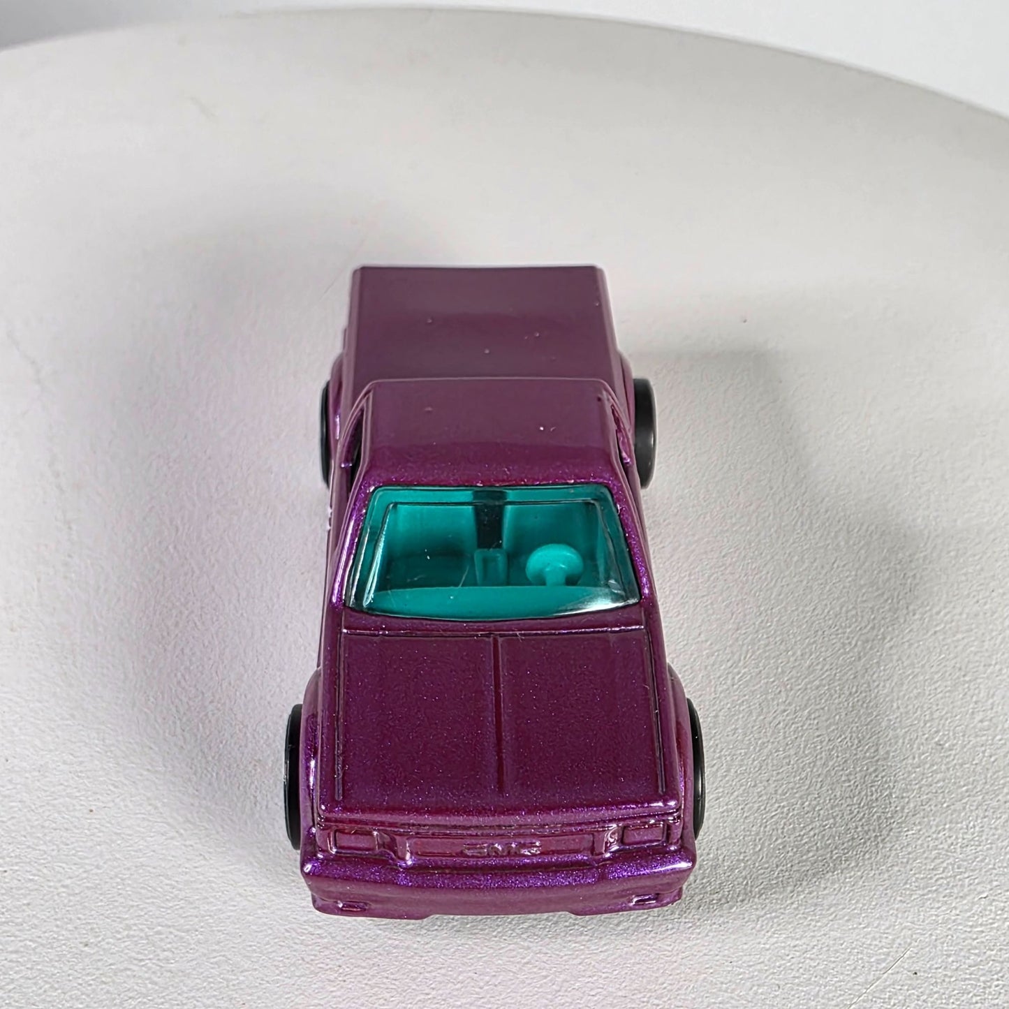 Hot Wheels 1991 GMC Cyclone Purple & White Die-Cast Truck 1:64 Scale