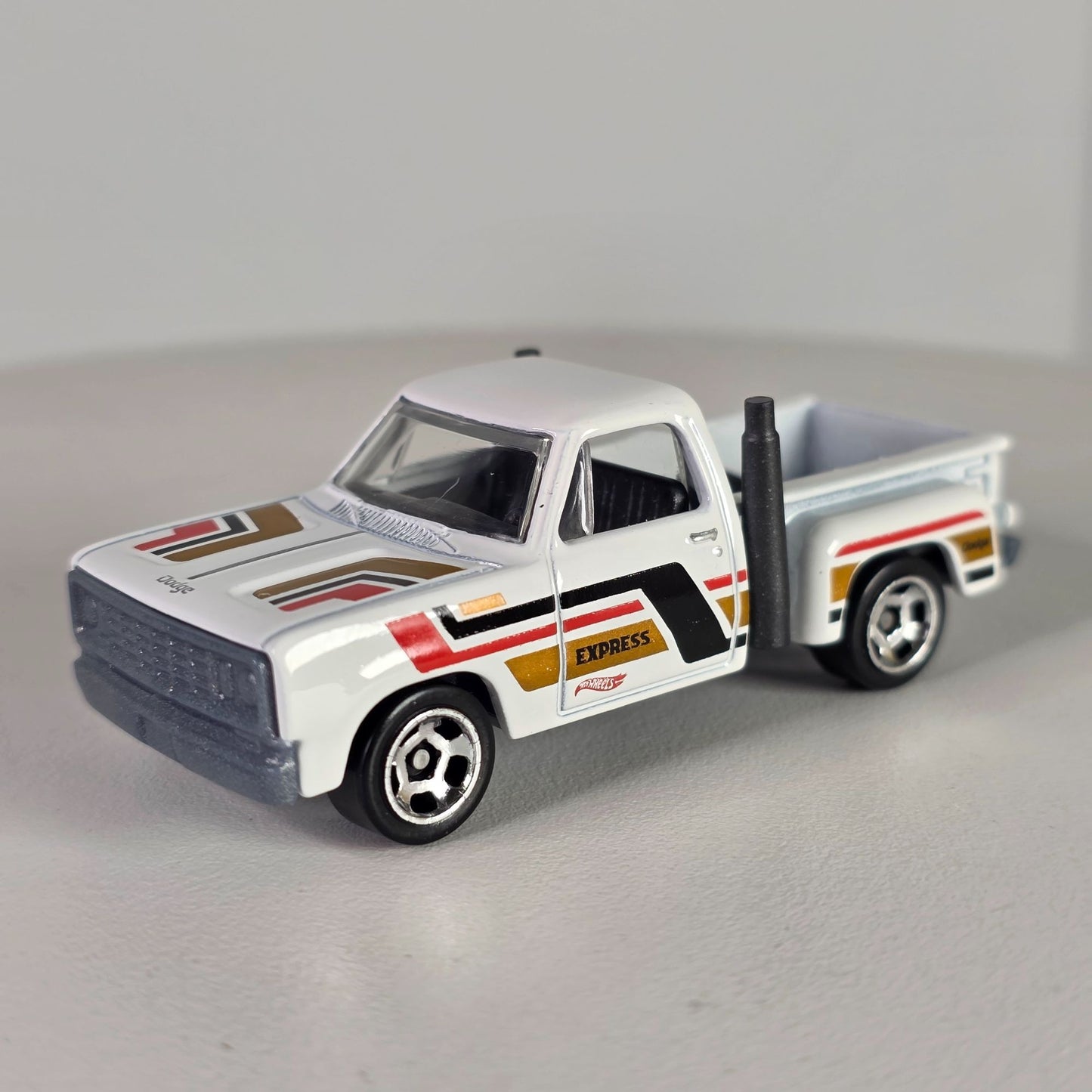 Hot Wheels 2025 1978 Dodge Lil Red Pony Express Truck White