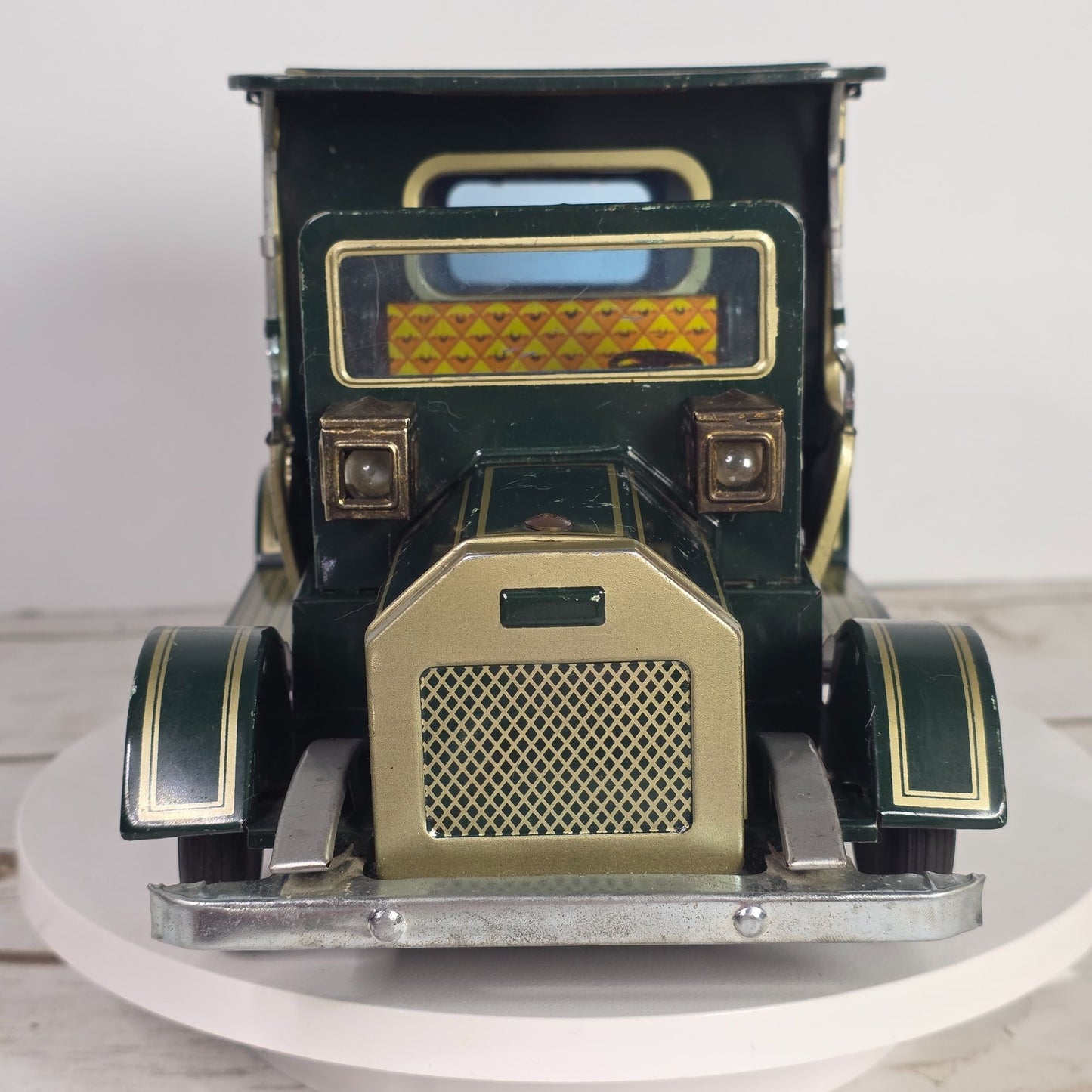 Vintage 1960s SH Horikawa Tin Toy Touring Car Limousine Battery Operated Model UNTESTED