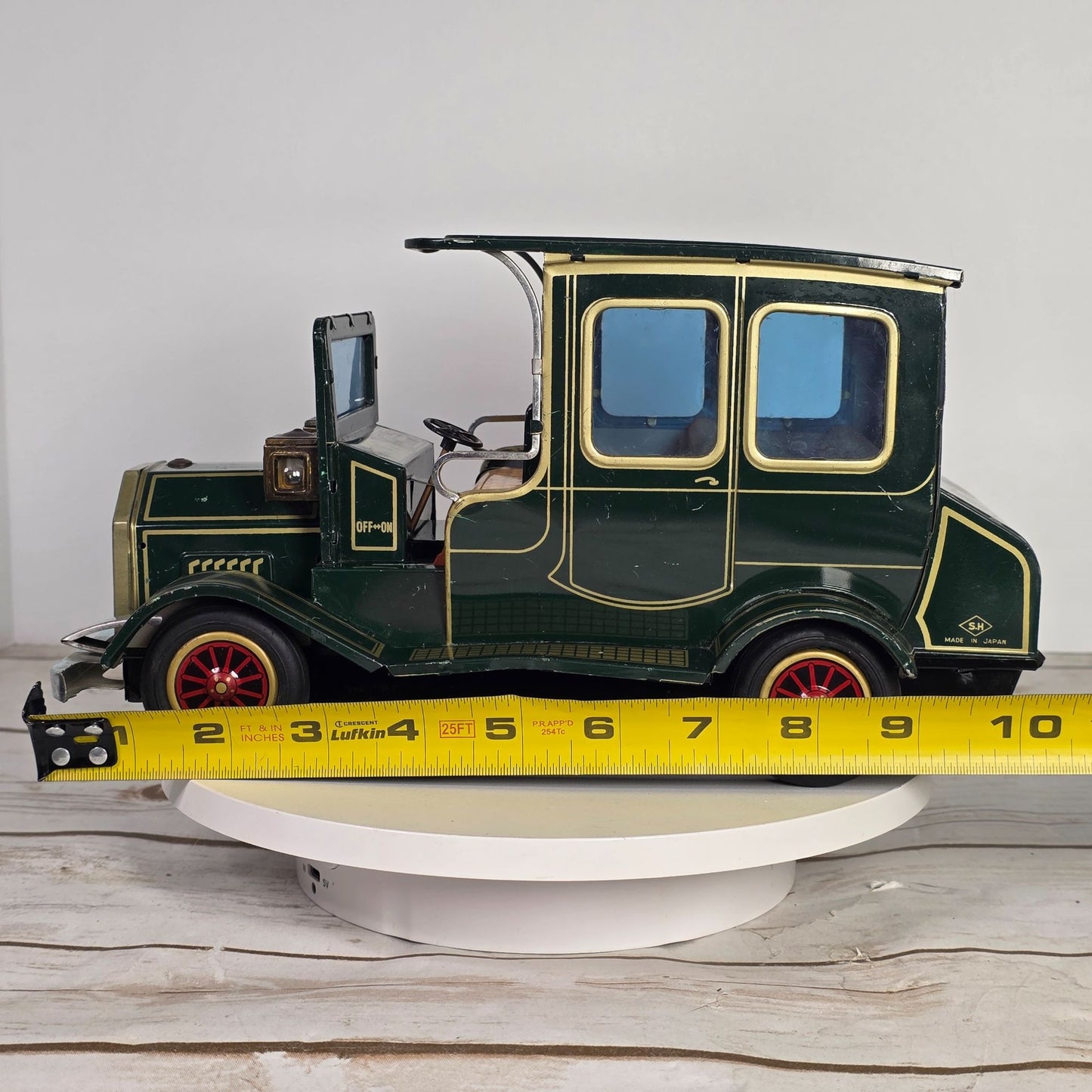 Vintage 1960s SH Horikawa Tin Toy Touring Car Limousine Battery Operated Model UNTESTED