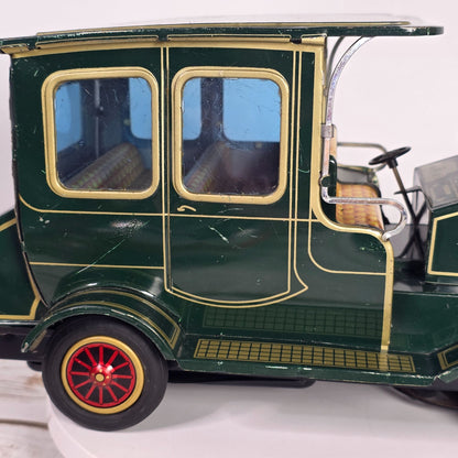 Vintage 1960s SH Horikawa Tin Toy Touring Car Limousine Battery Operated Model UNTESTED