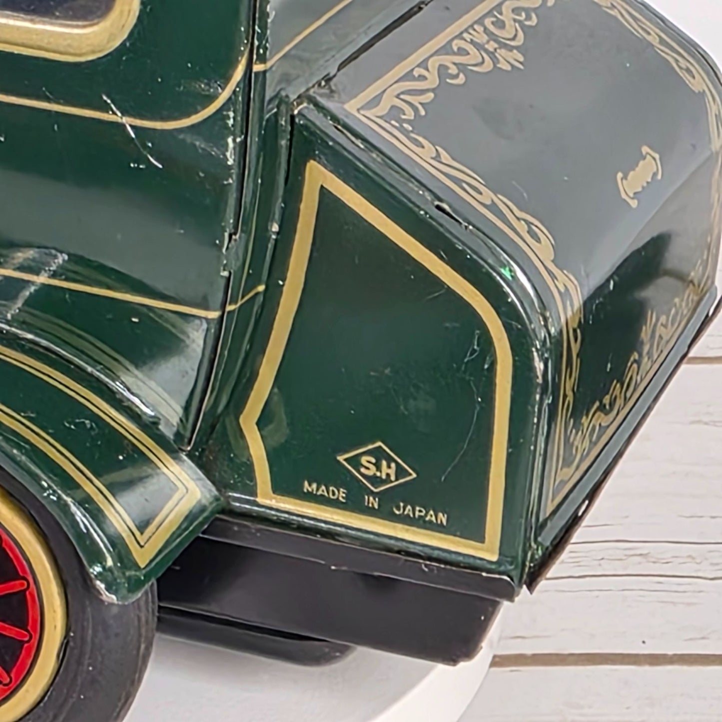 Vintage 1960s SH Horikawa Tin Toy Touring Car Limousine Battery Operated Model UNTESTED