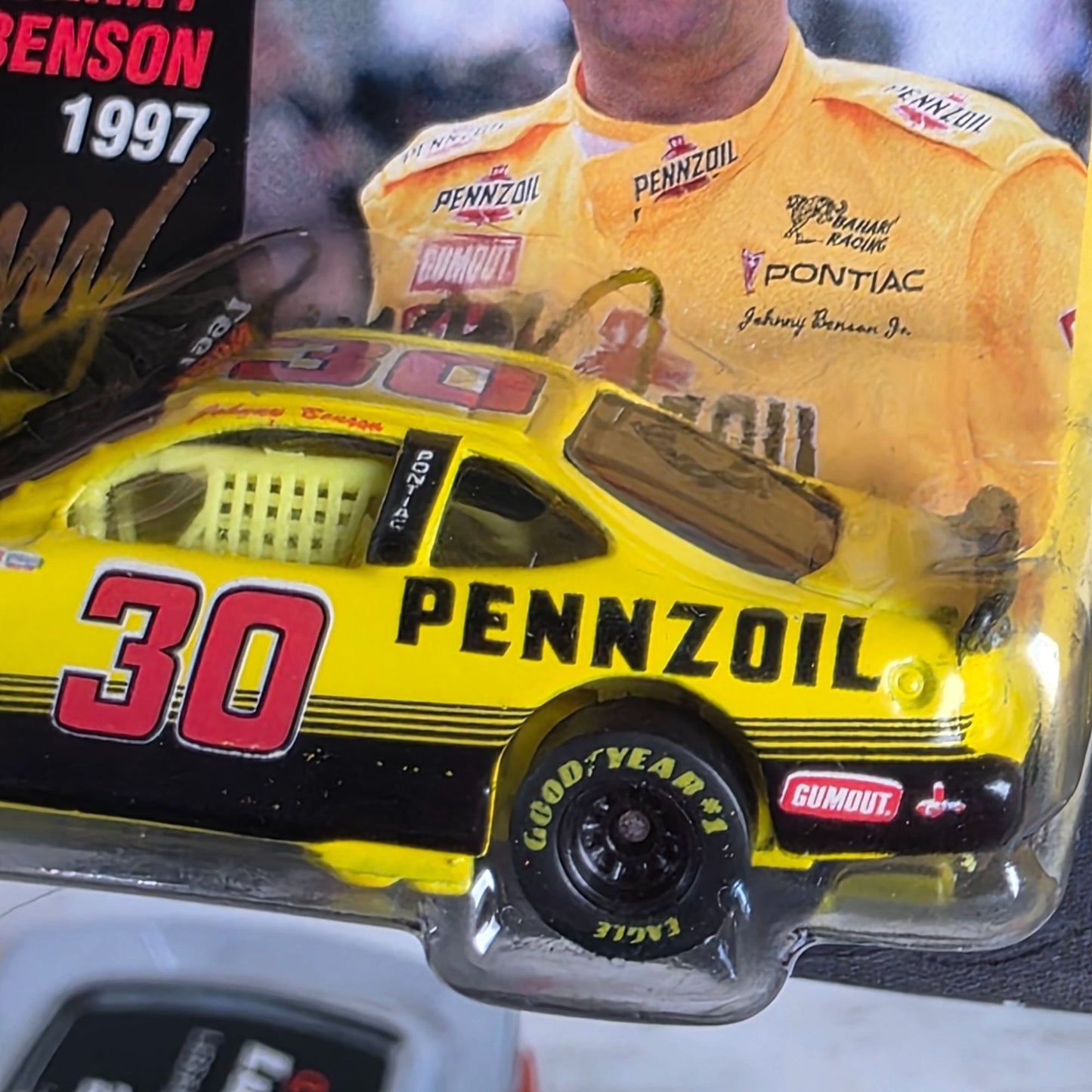 Hot Wheels Pro Racing Pennzoil Johnny Benson 1997 Die-Cast Car