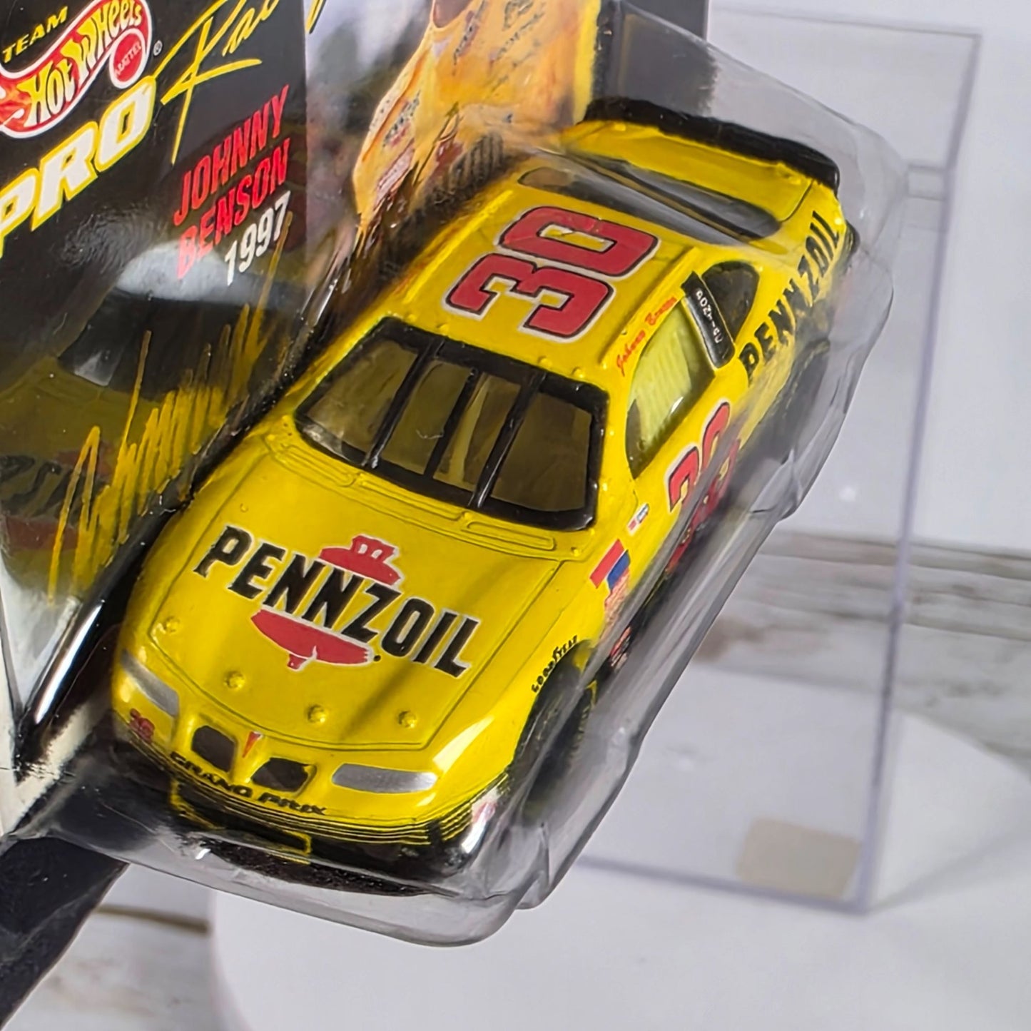 Hot Wheels Pro Racing Pennzoil Johnny Benson 1997 Die-Cast Car