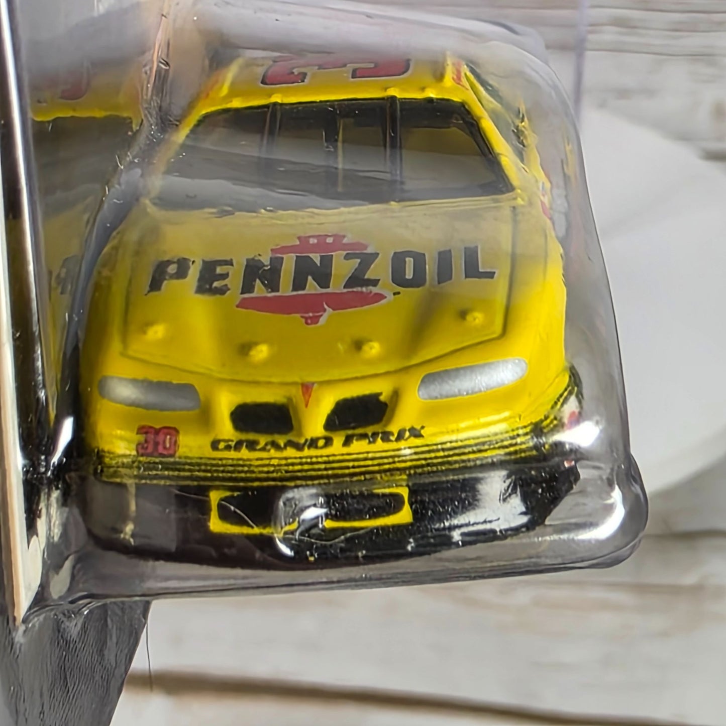 Hot Wheels Pro Racing Pennzoil Johnny Benson 1997 Die-Cast Car