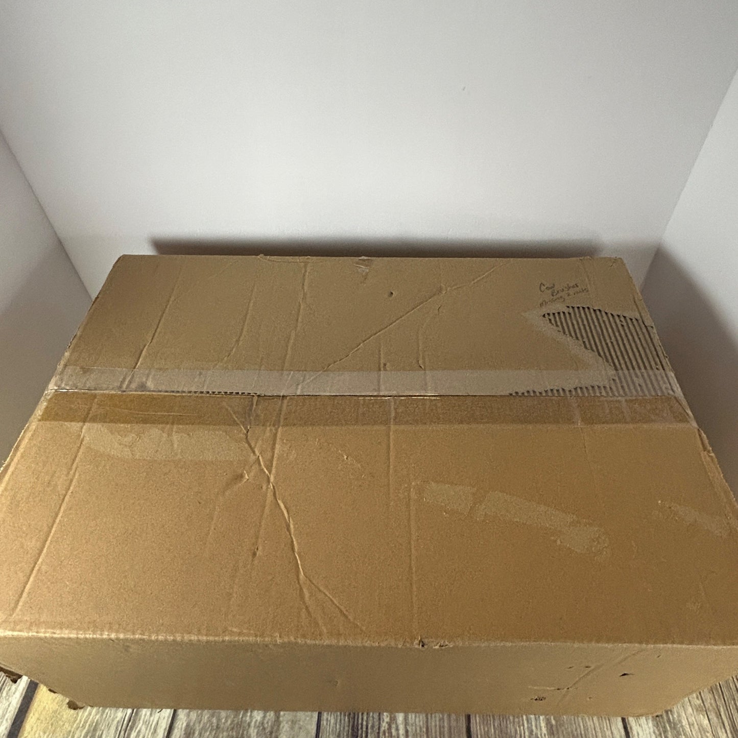 Farm Animals Grooming & Scratching Brushes With Hardware Yellow & Blue 2 pieces