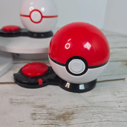 Pokemon Pokeball Playset Bundle With Figures - Includes Bulbasaur Rattata & Sableye Figures In Interactive Pokeballs
