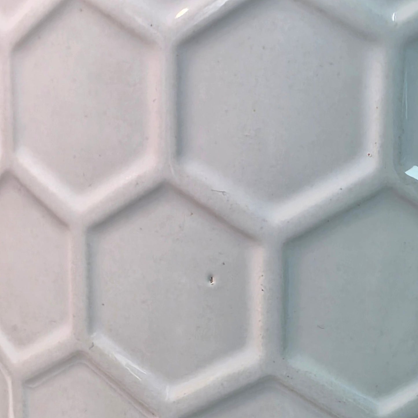 New Honeycomb Textured White Ceramic Storage Jar Canister Covered 8"