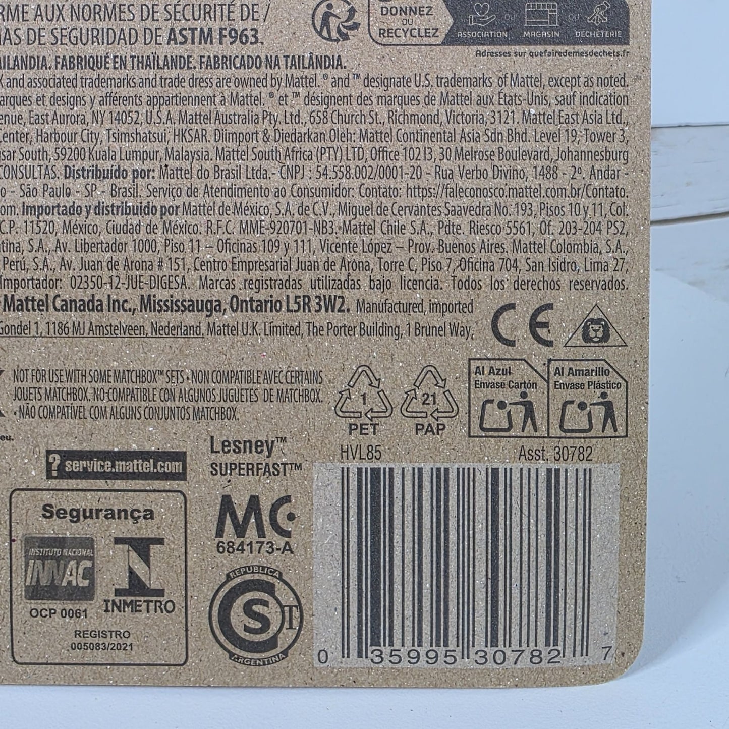 Matchbox Toyota Hilux Pickup Die-Cast Metal Model 35/100 Official Licensed Product 1:64 Scale Blue Collectible Toy Truck