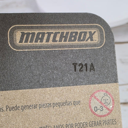 Matchbox Toyota Hilux Pickup Die-Cast Metal Model 35/100 Official Licensed Product 1:64 Scale Blue Collectible Toy Truck