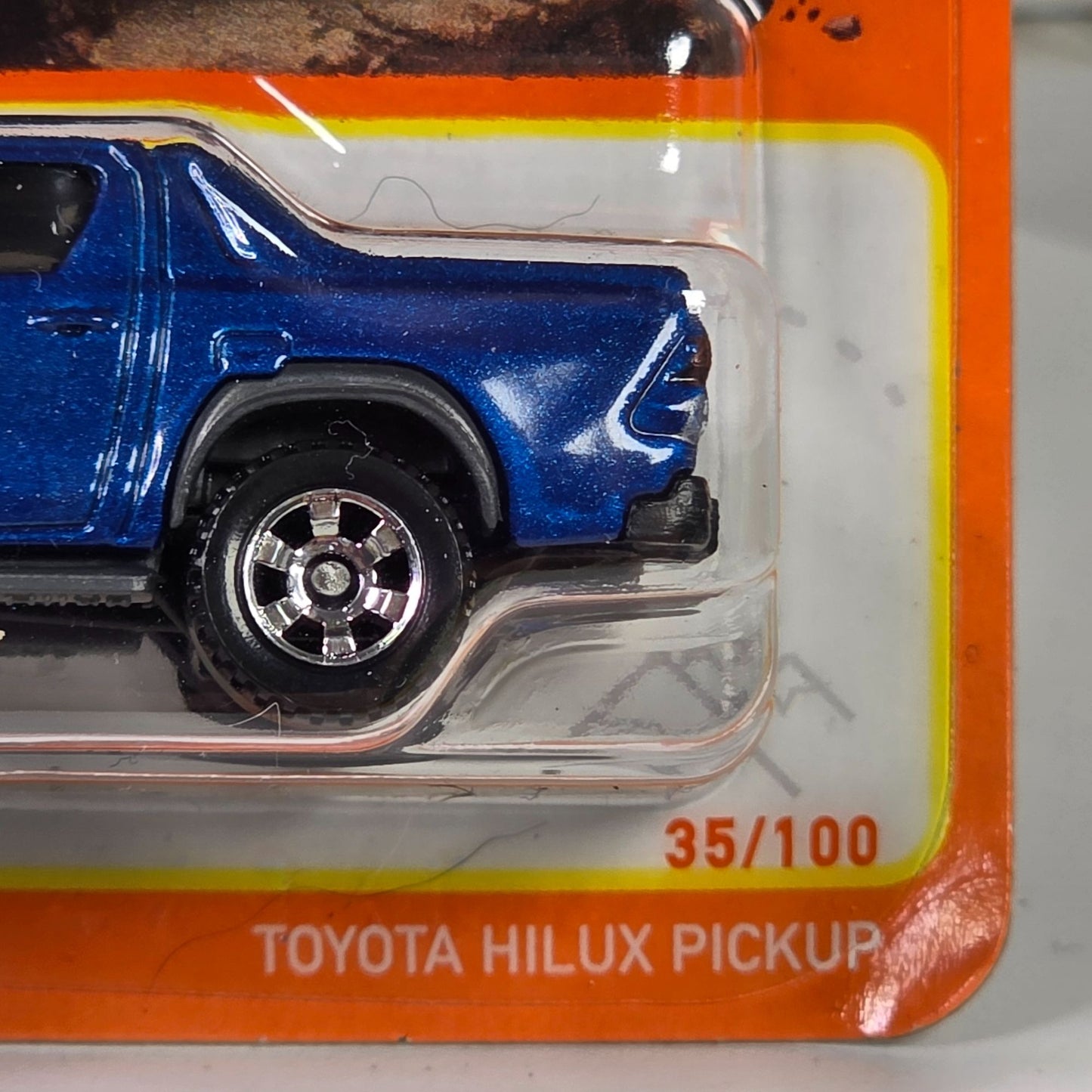 Matchbox Toyota Hilux Pickup Die-Cast Metal Model 35/100 Official Licensed Product 1:64 Scale Blue Collectible Toy Truck