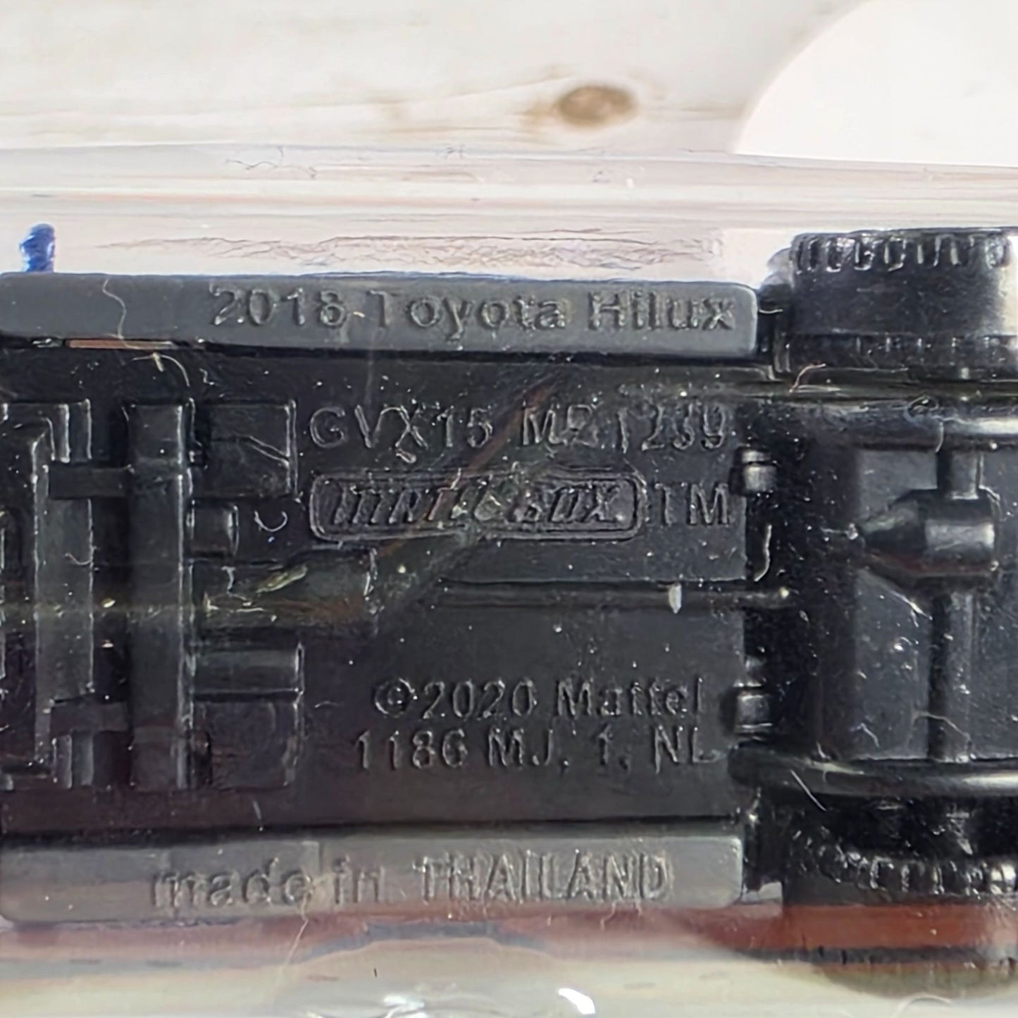 Matchbox Toyota Hilux Pickup Die-Cast Metal Model 35/100 Official Licensed Product 1:64 Scale Blue Collectible Toy Truck