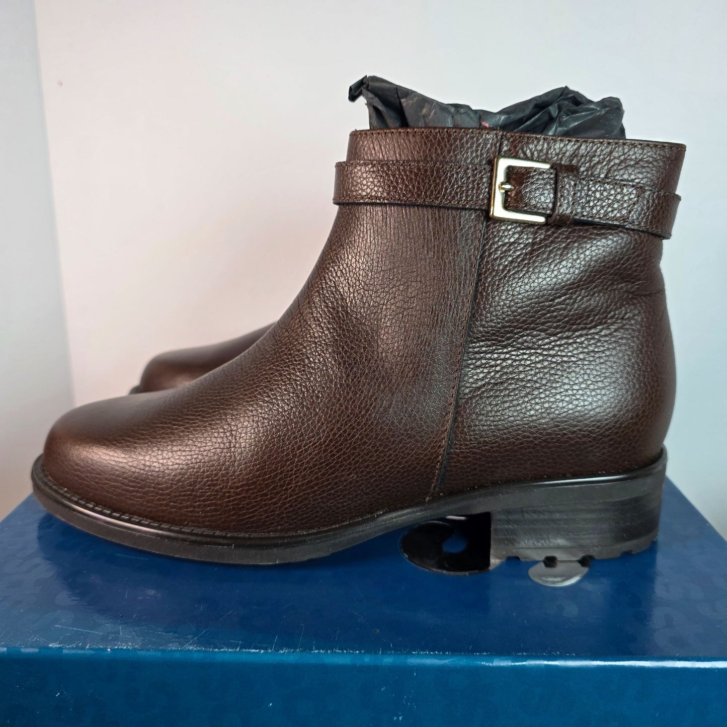 SAS Maddy 2 Brown Ankle Boots 7M Leather Womens Made In Italy